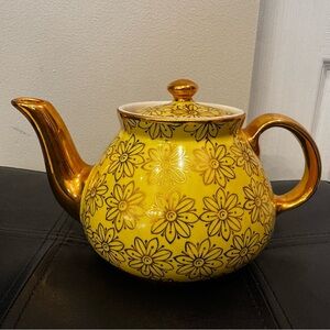 Hall Superior Quality 6 Cup Yellow Floral Teapot-Vintage